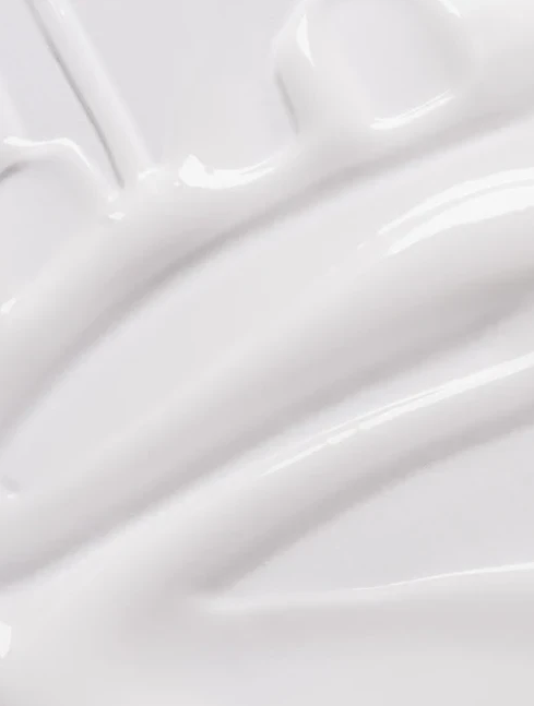 lativnus-reicher-ultra-dark-bronzer-lotion-3.png